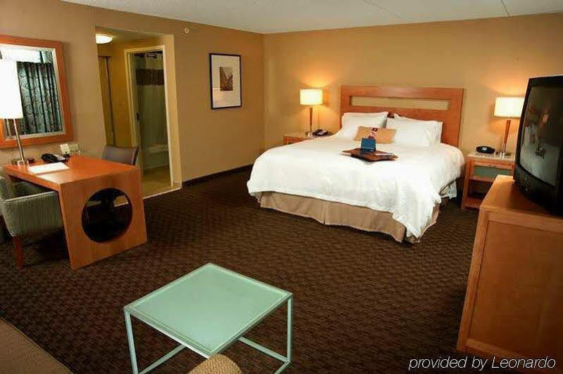 Hotel Hampton & At Forest Park St. Louis